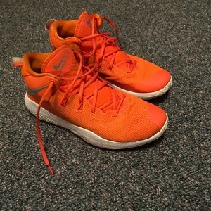 Men’s Nike zoom rev 2 basketball shoes